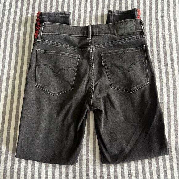 Levi’s 711 Skinny Filiforme Black Jeans With Embroidered Sides Size 26 - Picture 2 of 6
